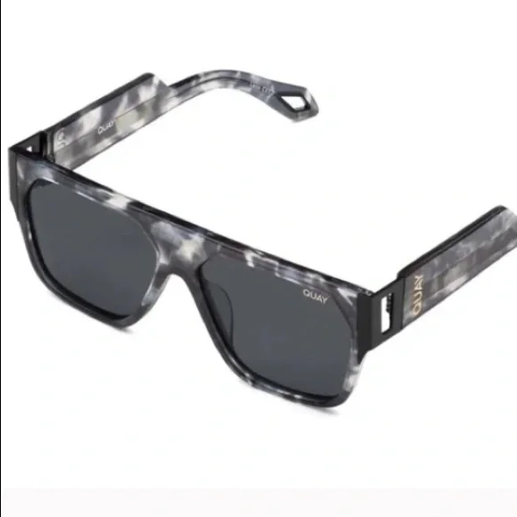 Quay Australia | Accessories | Rare Host Pick Quay Go Off  display picture 3
